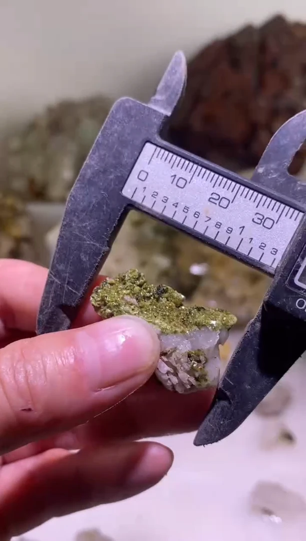 未镶嵌珠宝半成品水晶61号四川花园水晶