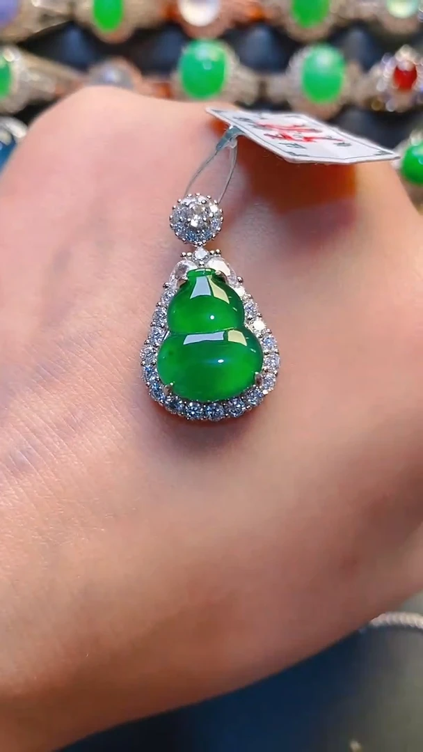 银S925镶嵌翡翠耳饰天然