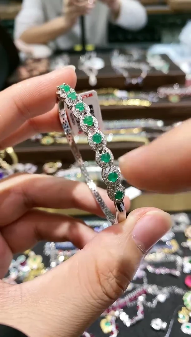 【闪购商品】祖母绿手镯银S925镶嵌手镯