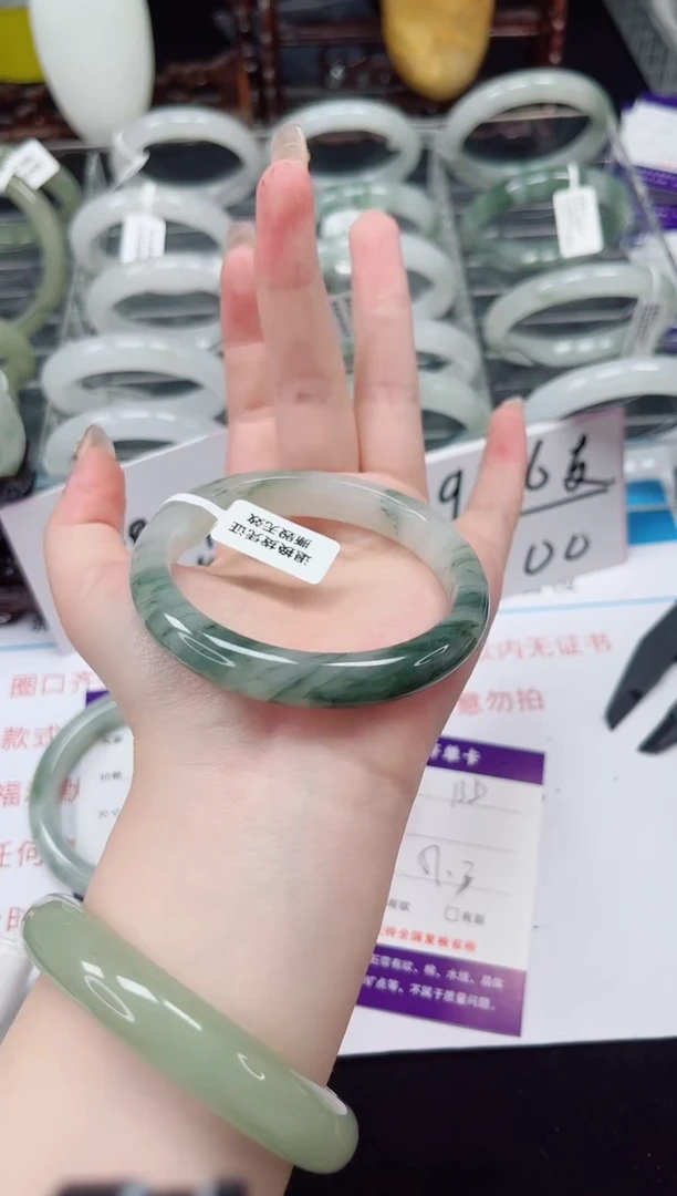 未镶嵌手镯石英质玉138-57/58