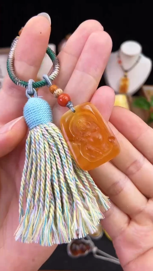 琥珀未镶嵌珠宝奇石柒月
