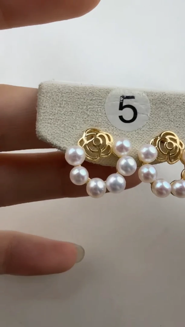 银S925镶嵌淡水珍珠耳饰3-1mm山茶花耳钉