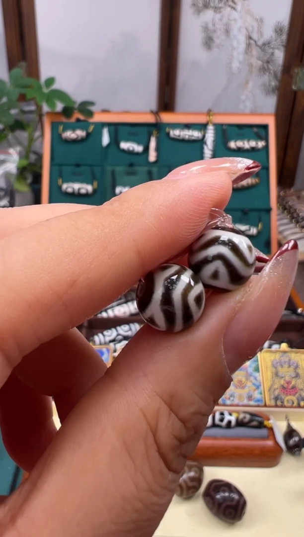 合金颈饰玛瑙/玉髓（覆膜）4.(微瑕随机发货)