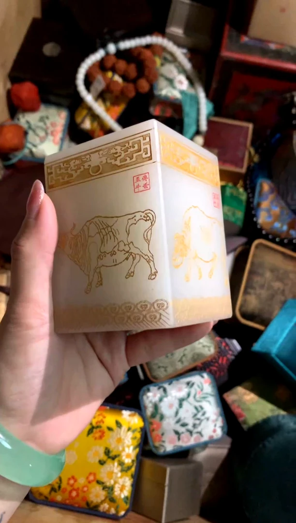 未镶嵌和田玉摆件润玉潭精品专属摆件