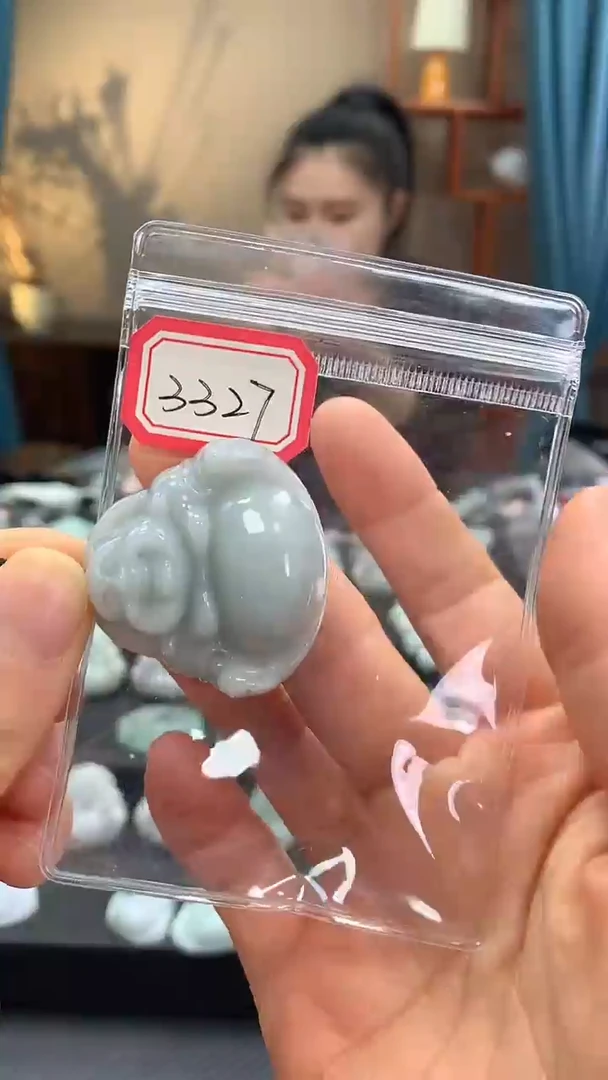 颈饰未镶嵌翡翠佛公3327