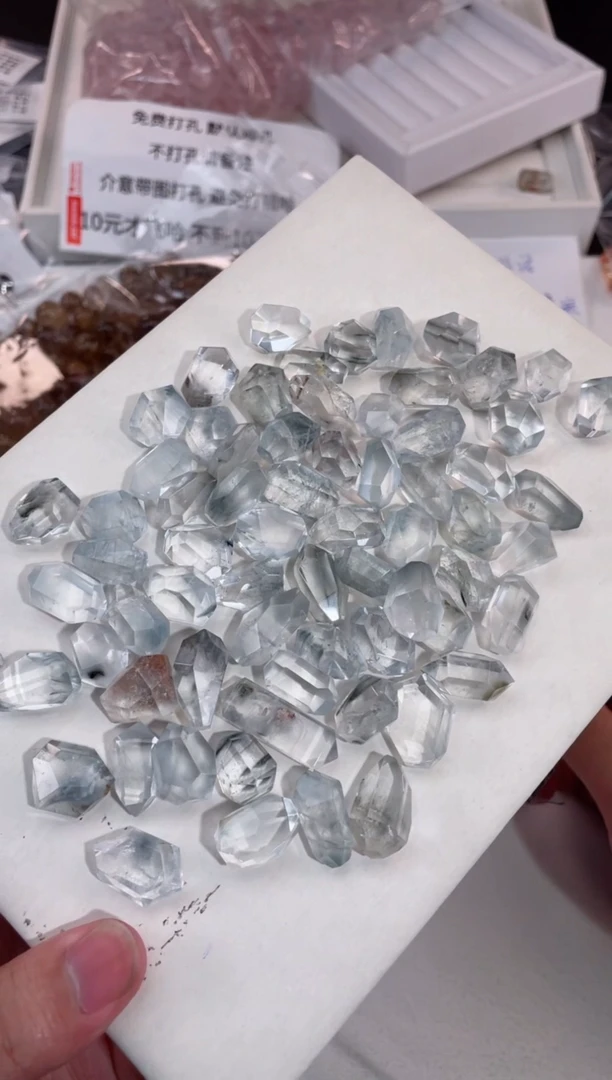 【闪购商品】水晶【B211】未镶嵌多样性随1颗