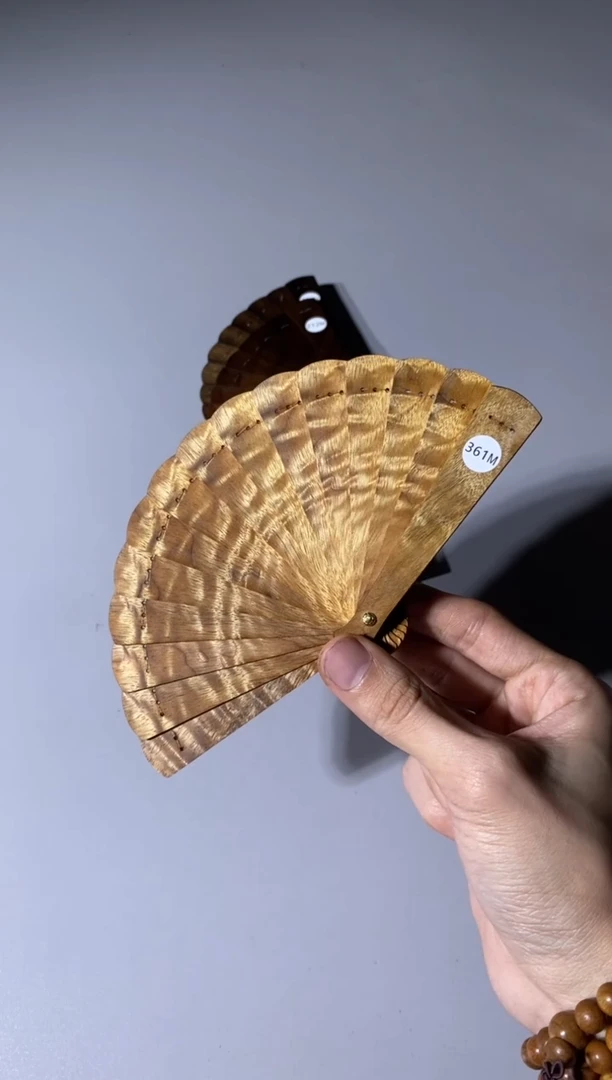 【闪购商品】金丝楠361号10cm金丝楠迷你扇