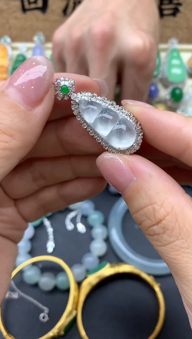 【闪购商品】翡翠颈饰18K金镶嵌594-中国好珍宝