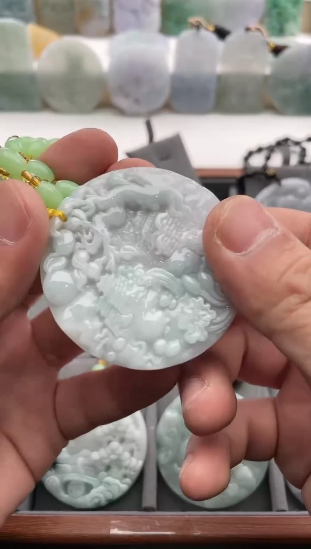 【闪购商品】翡翠颈饰未镶嵌..../3/8/ 21