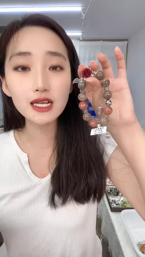 水晶手链未镶嵌天然珠宝多样性发其一