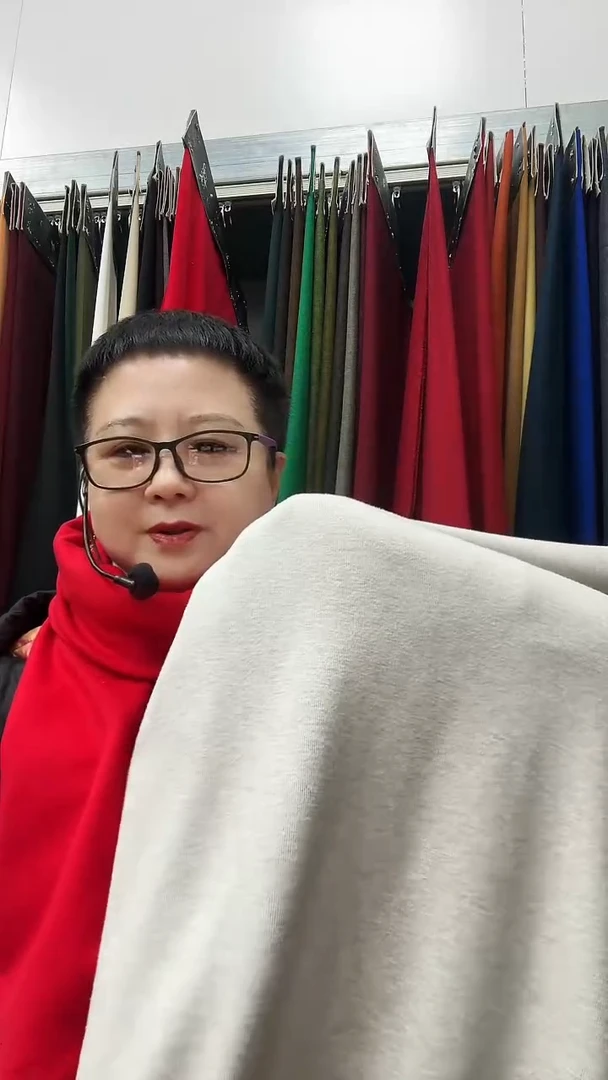 炫彩蛋清白2米