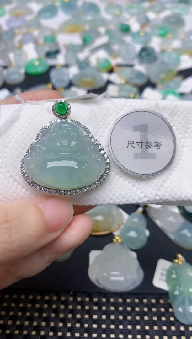 颈饰未镶嵌翡翠天然缅甸A货翡翠