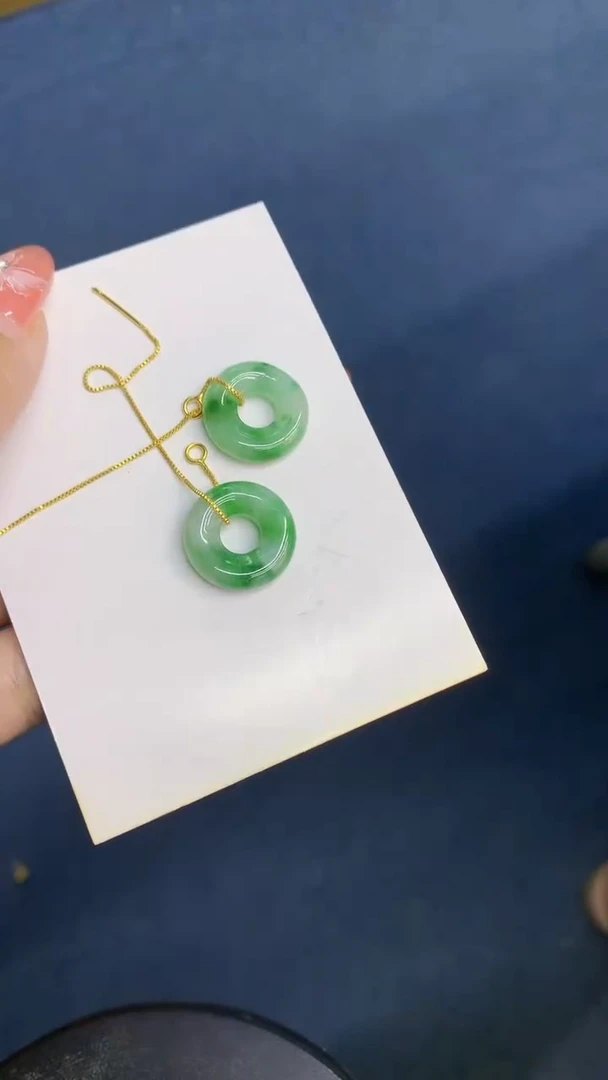 颈饰未镶嵌翡翠1