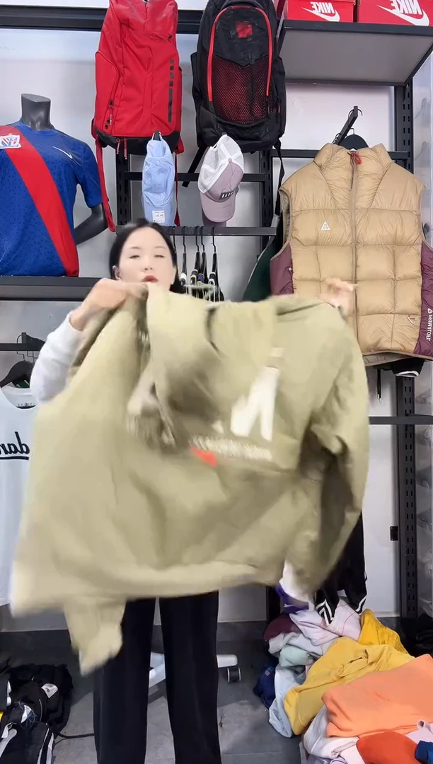 676编码 瑕疵款直播间过款为准 尺码XL