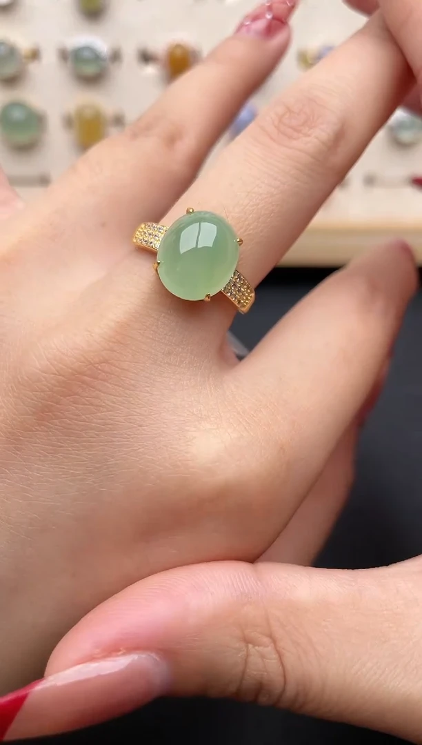 【闪购商品】翡翠戒指银S925镶嵌一物一证一礼盒