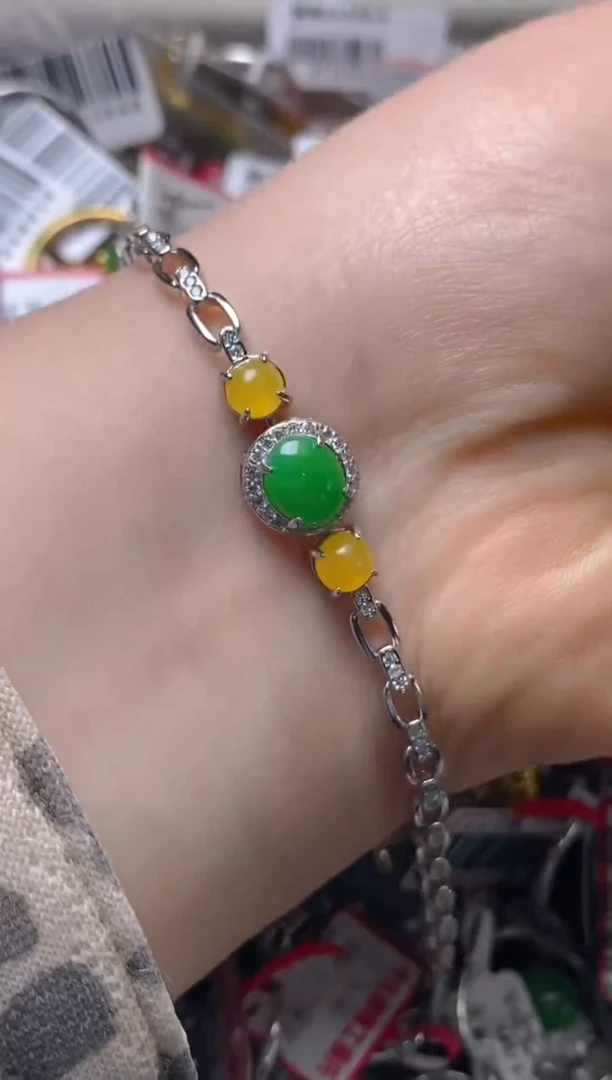 银S925镶嵌戒指翡翠百内无证书