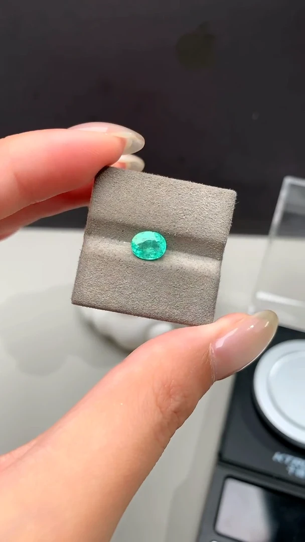 帕拉依巴碧玺珠宝半成品未镶嵌1.43ct 霓虹绿 吉尔德国际证书