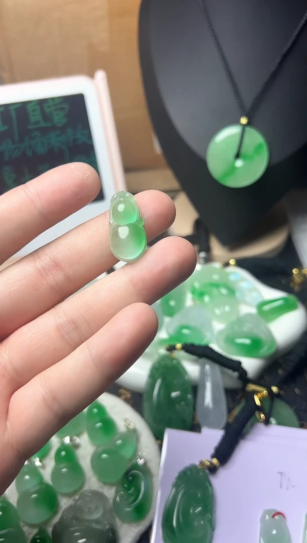 颈饰未镶嵌翡翠所见即所得，一图一物