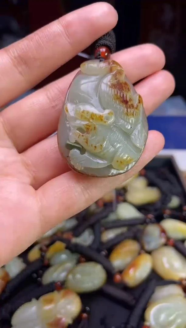 颈饰未镶嵌和田玉123