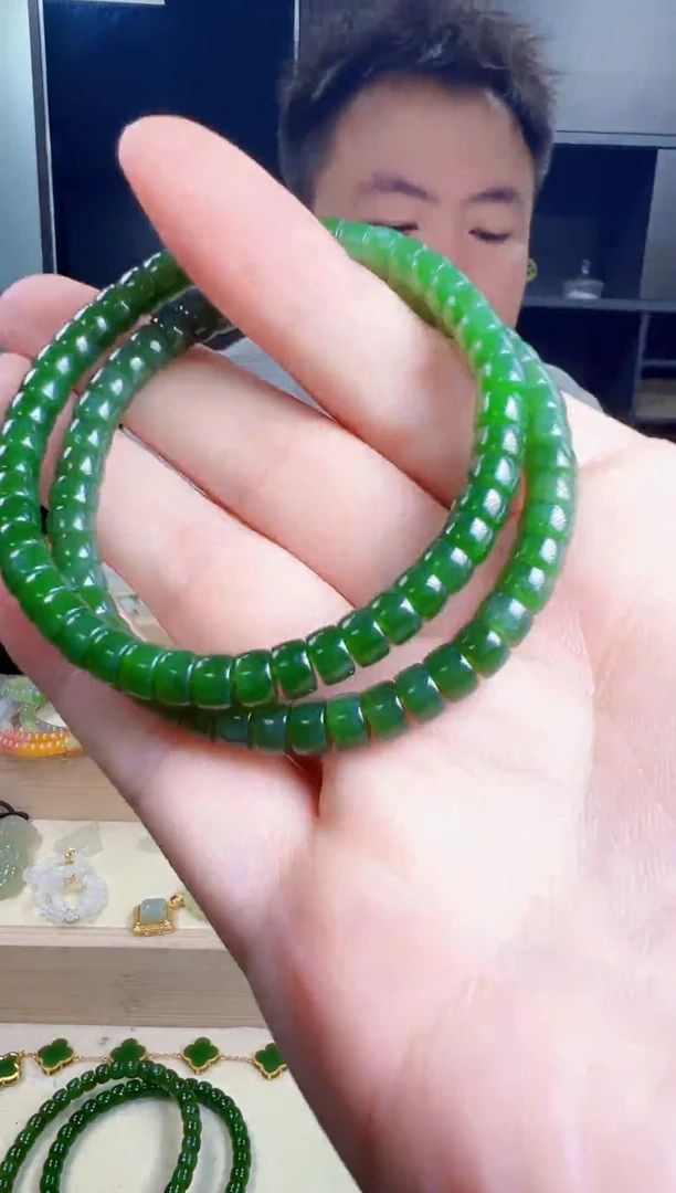 未镶嵌手串和田玉（碧玉）直切手串