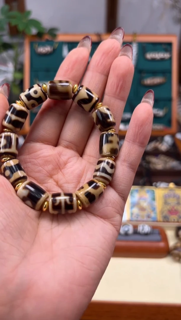 合金颈饰玛瑙/玉髓（覆膜）33.(微瑕)