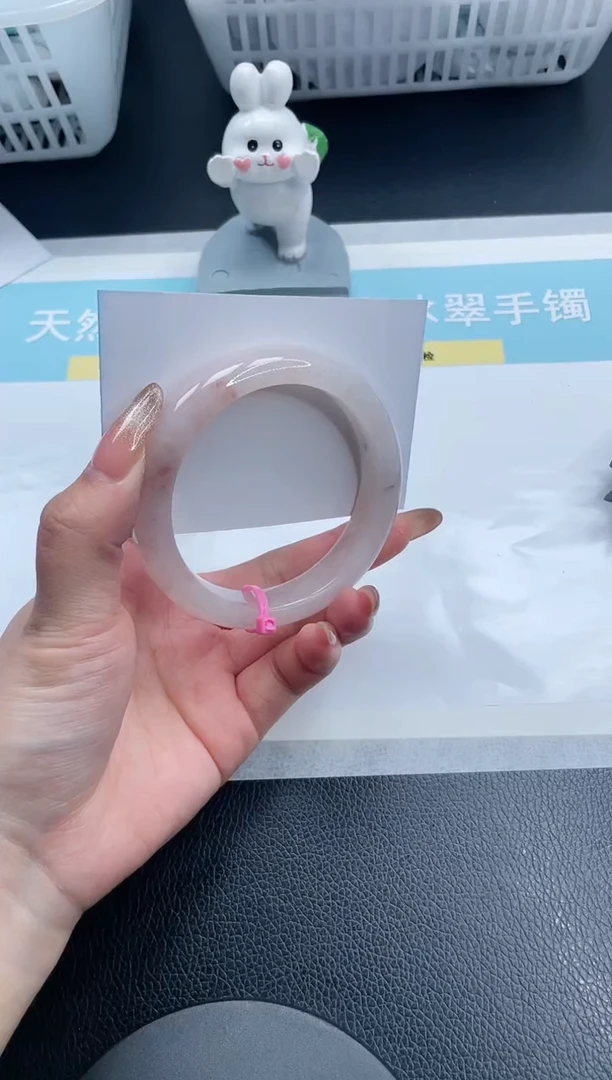 【闪购商品】石英质玉手镯未镶嵌26S137-58