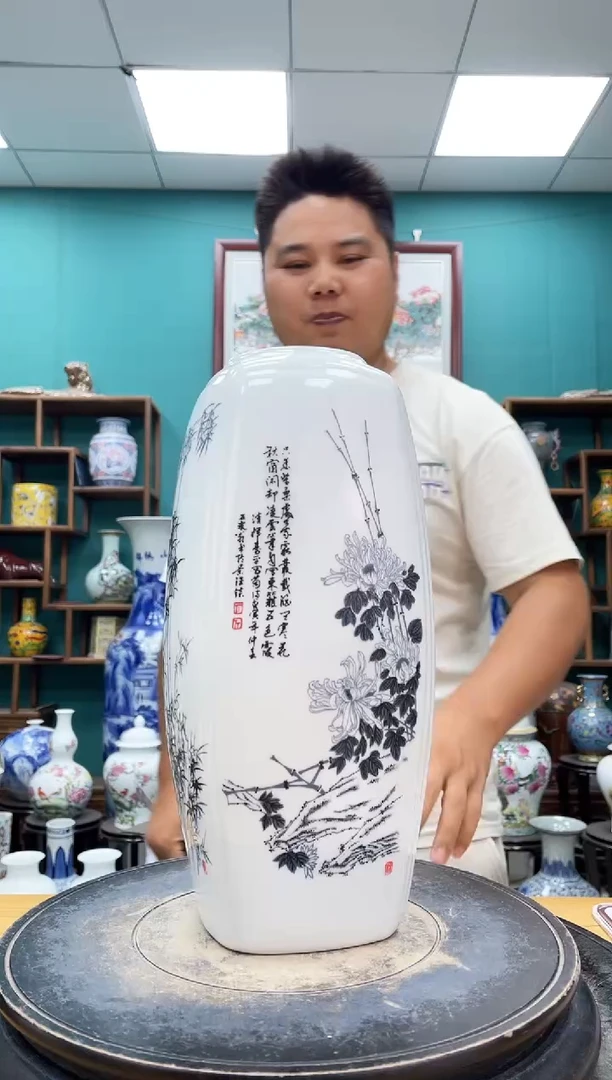 摆件四方瓶陶瓷摆件