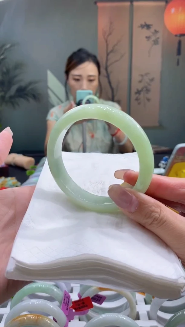 未镶嵌手镯翡翠000030744