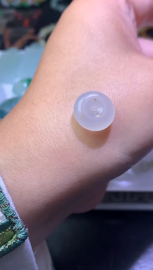 未镶嵌定制翡翠毛货