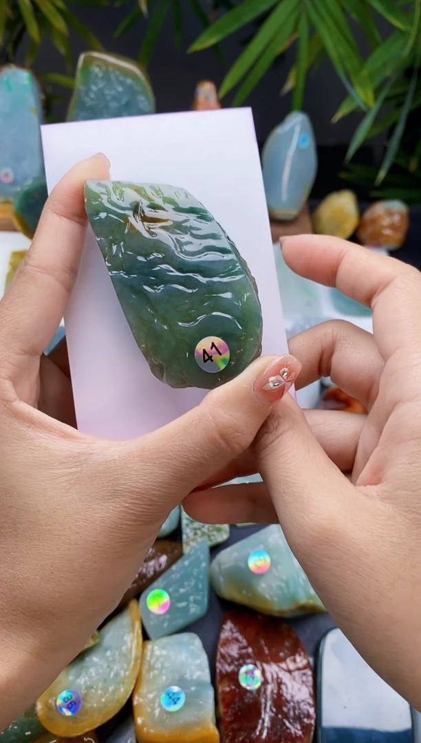 【闪购商品】定制翡翠未镶嵌翡翠