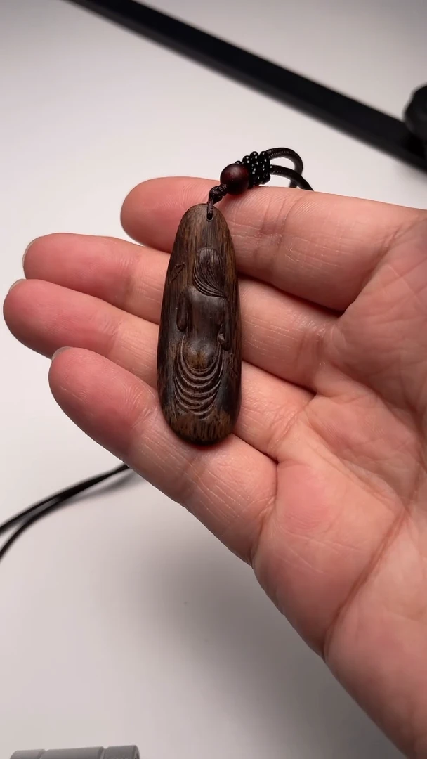 【闪购商品】沉香吊坠沉水文莱吊坠出水芙蓉6.5克