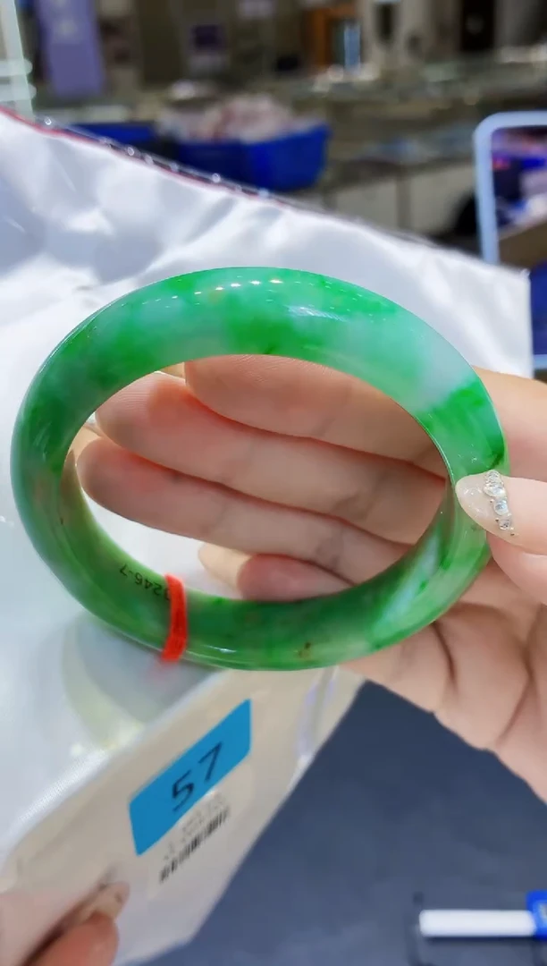 未镶嵌手镯翡翠翡翠手镯57