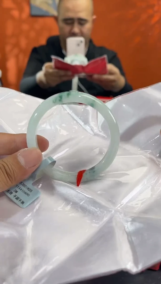 未镶嵌手镯翡翠5  55