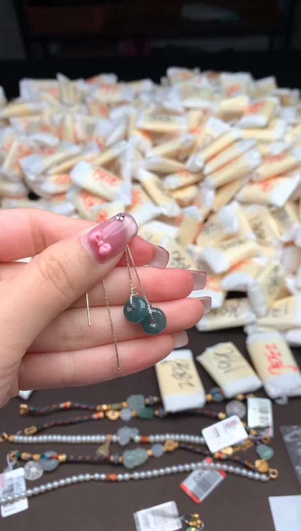 【闪购商品】翡翠耳饰银S925镶嵌—