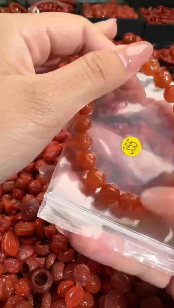 南红玛瑙未镶嵌颈饰香**合1