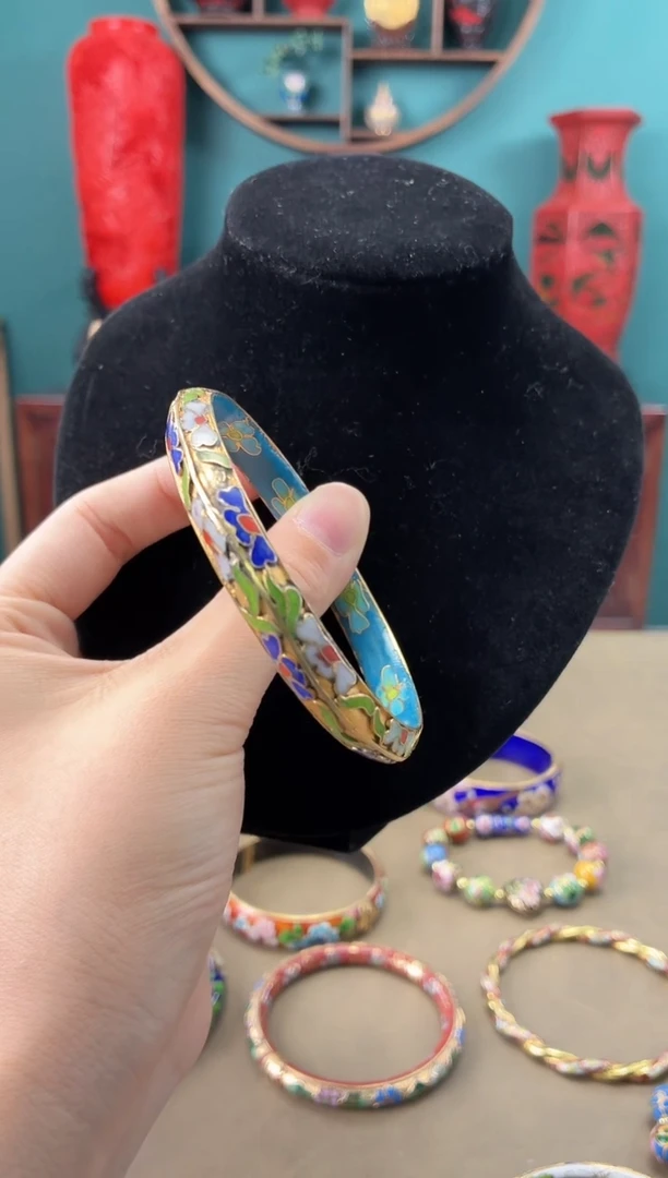 非遗 景泰蓝手镯 金地飞碟 微瑕