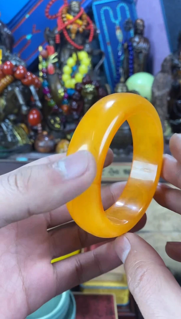 【闪购商品】琥珀颈饰未镶嵌精品链接猪妹摆件