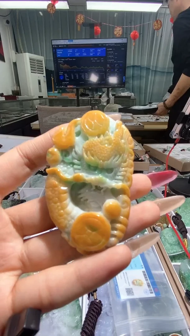 【闪购商品】翡翠颈饰未镶嵌天然缅甸翡翠A货未镶嵌