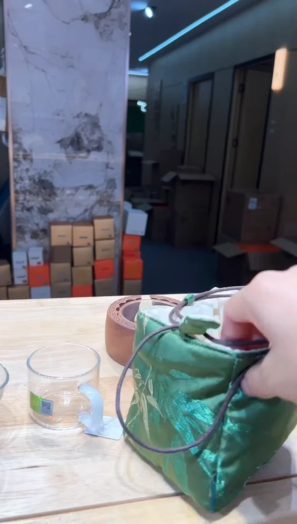 禾器茶室包翠竹色