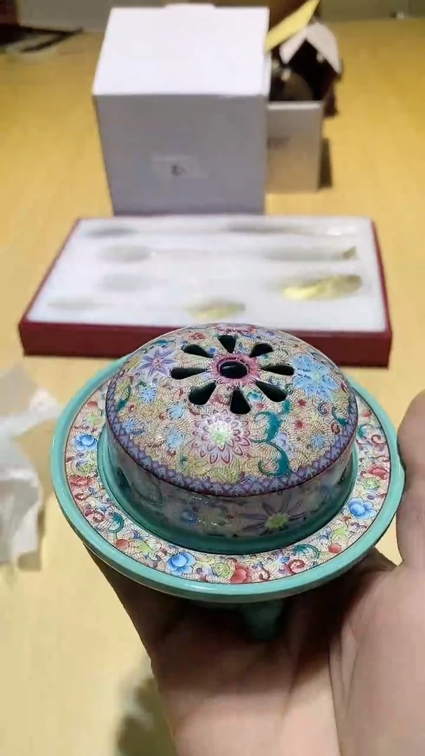 【闪购商品】瓷片锅碗瓢盆一件不剩