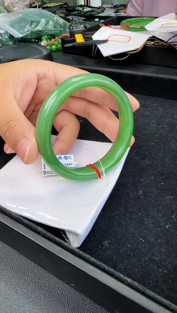 未镶嵌手镯和田玉58圈口