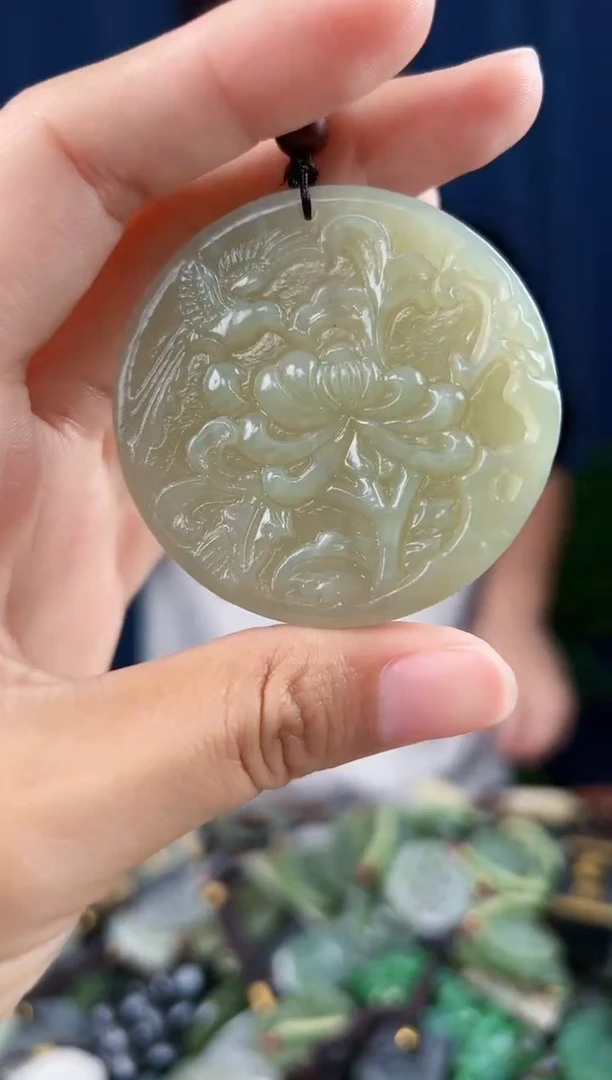 未镶嵌和田玉挂件拍一发一，