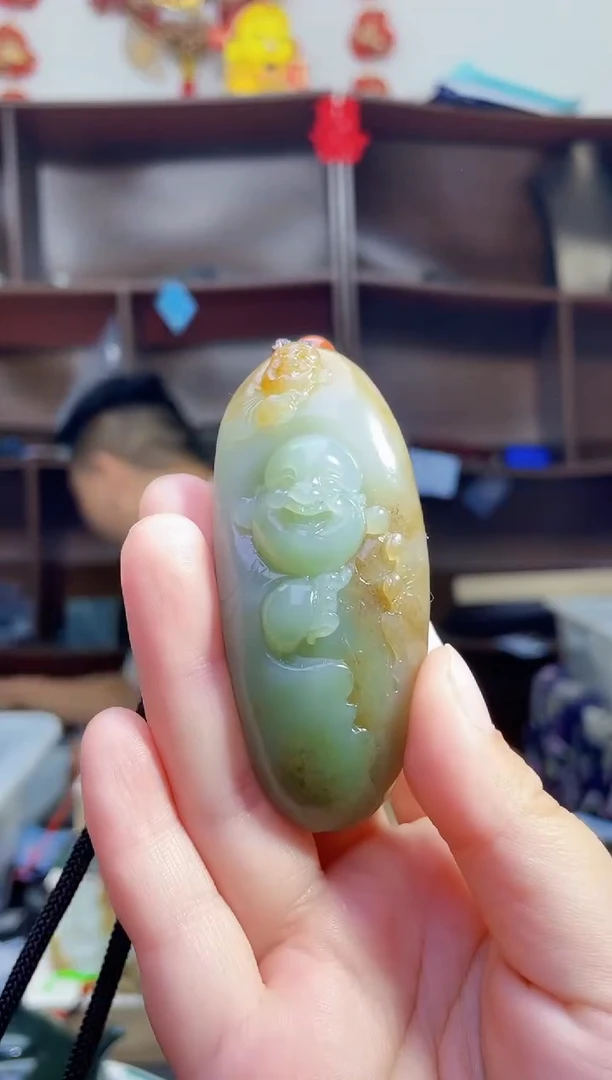 和田玉未镶嵌颈饰1