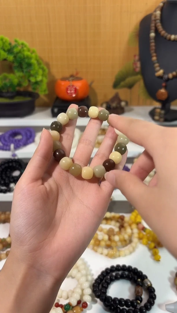 菩提根/象牙果手串卡10*11多宝手串