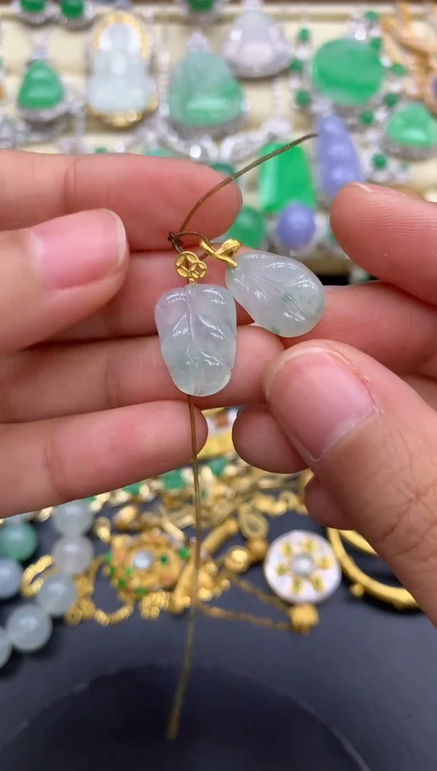 【闪购商品】翡翠颈饰18K金镶嵌42-中国好珍宝 打包