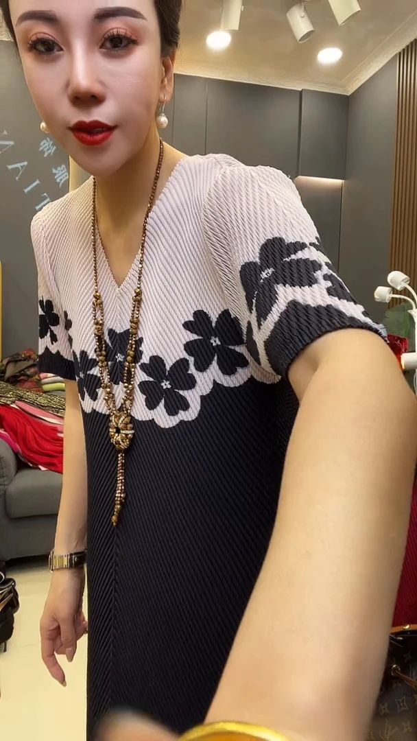 聚酯纤维（涤纶）山茶花