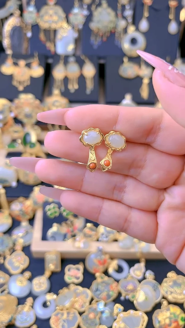 【闪购商品】和田玉耳钉银S925镀金镶嵌如意耳钉