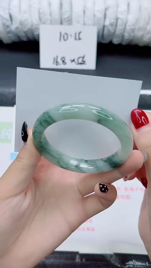 未镶嵌手镯石英质玉036-56