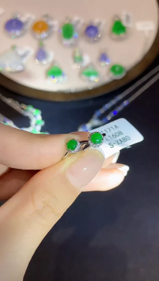 翡翠18K金镶嵌耳饰L1608多样性发其一