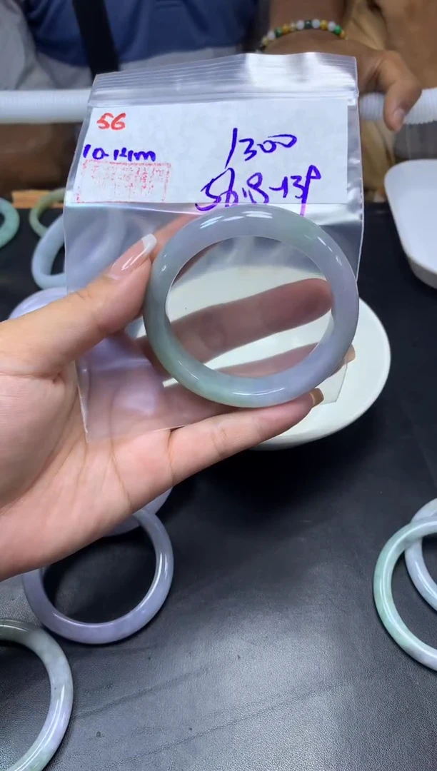 未镶嵌定制翡翠56手镯56.8+1300元+拍一发一